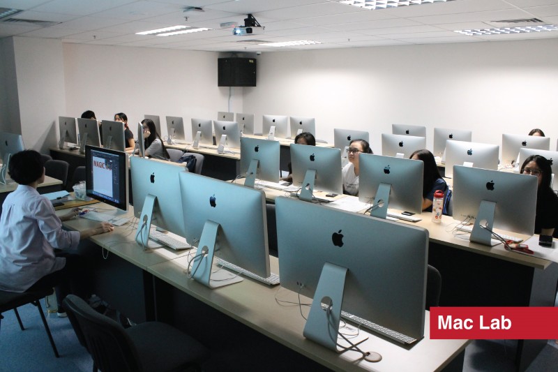 苹果电脑室供设计系与电脑系学生在此上课和完成作业。
由业界经验丰富导师为您授课