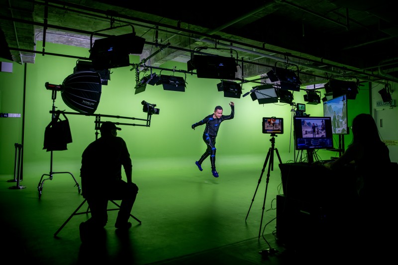 The Green Screen Room, used primarily in film, photography, and video production, ensures cinematic quality in students’ projects.