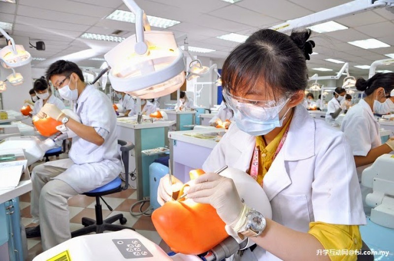 MAHSA University - Dental Laboratory